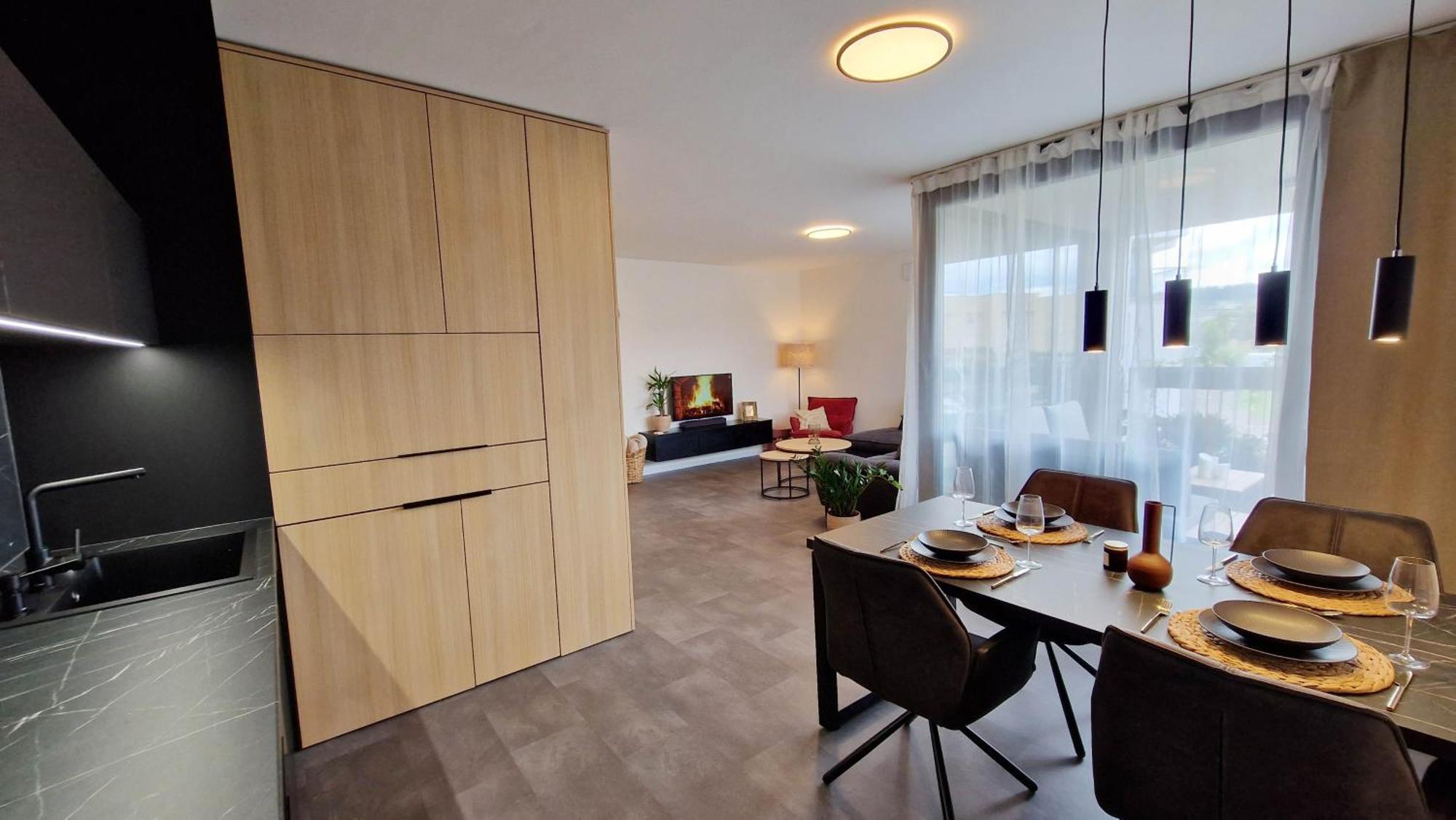 Hillshome - 84M2 Moderny Byt S Terasou Aj Saunou ลิฟตอฟสกีมิคูลาช ภายนอก รูปภาพ